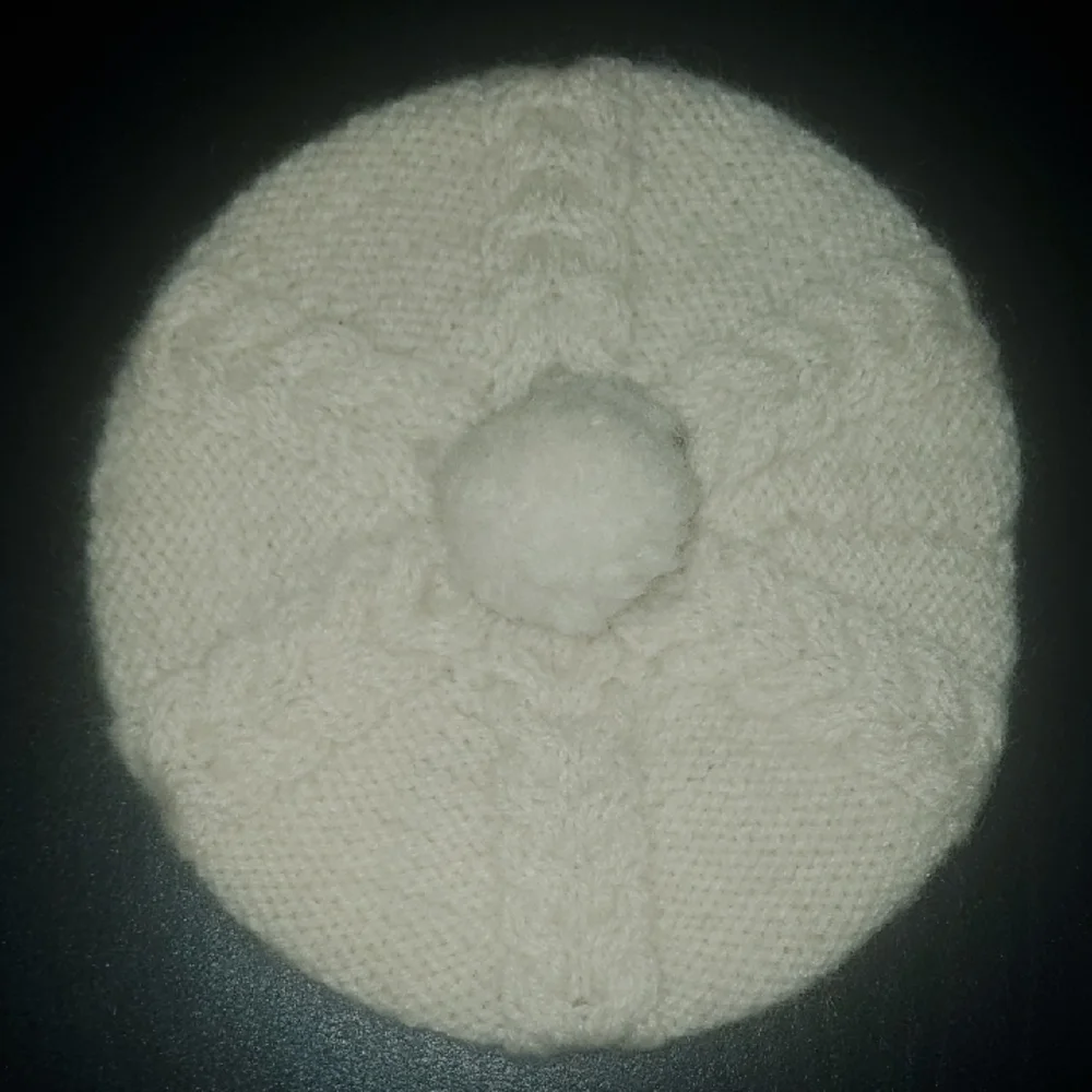 Vintage Ireland Made Cream Wool Cable Beret handknit Tam Hat Girls One Size